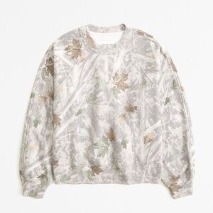 A&F Camo Essential Raglan Classic Sunday Crew